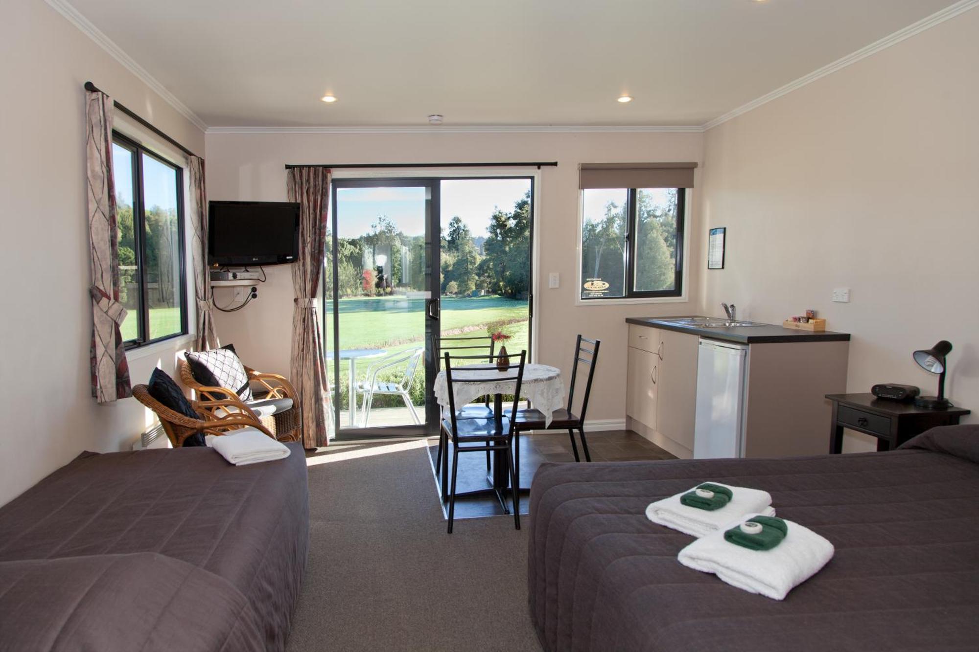Waitomo Top 10 Holiday Park Waitomo Caves Ruang foto