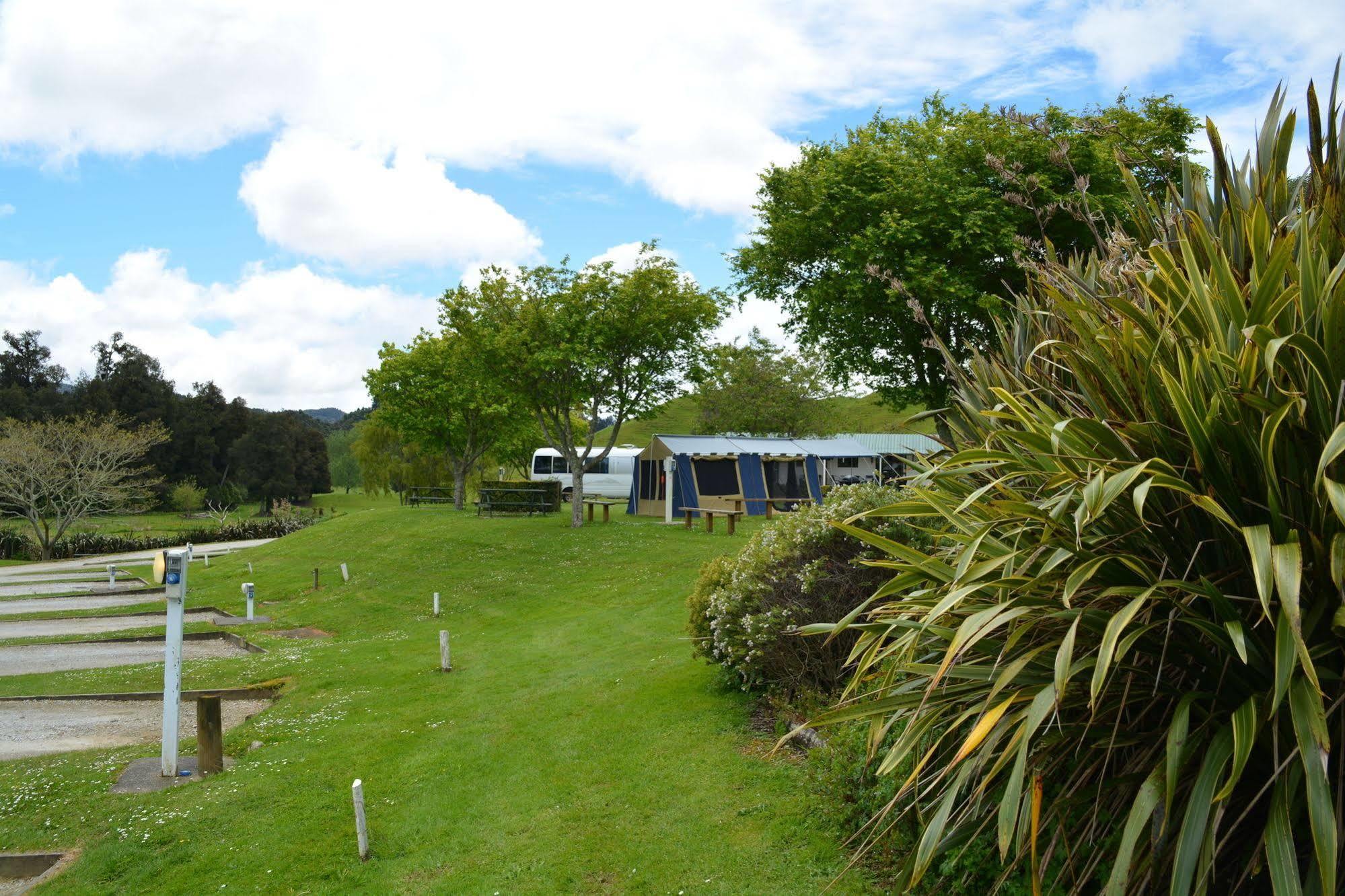 Waitomo Top 10 Holiday Park Waitomo Caves Bagian luar foto